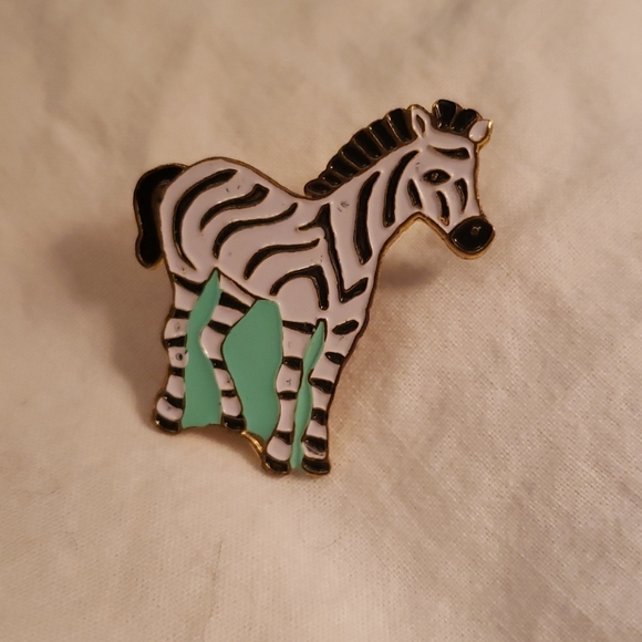 3/$20 pin sale!!  Zebra Enamel Pin - Picture 1 of 2